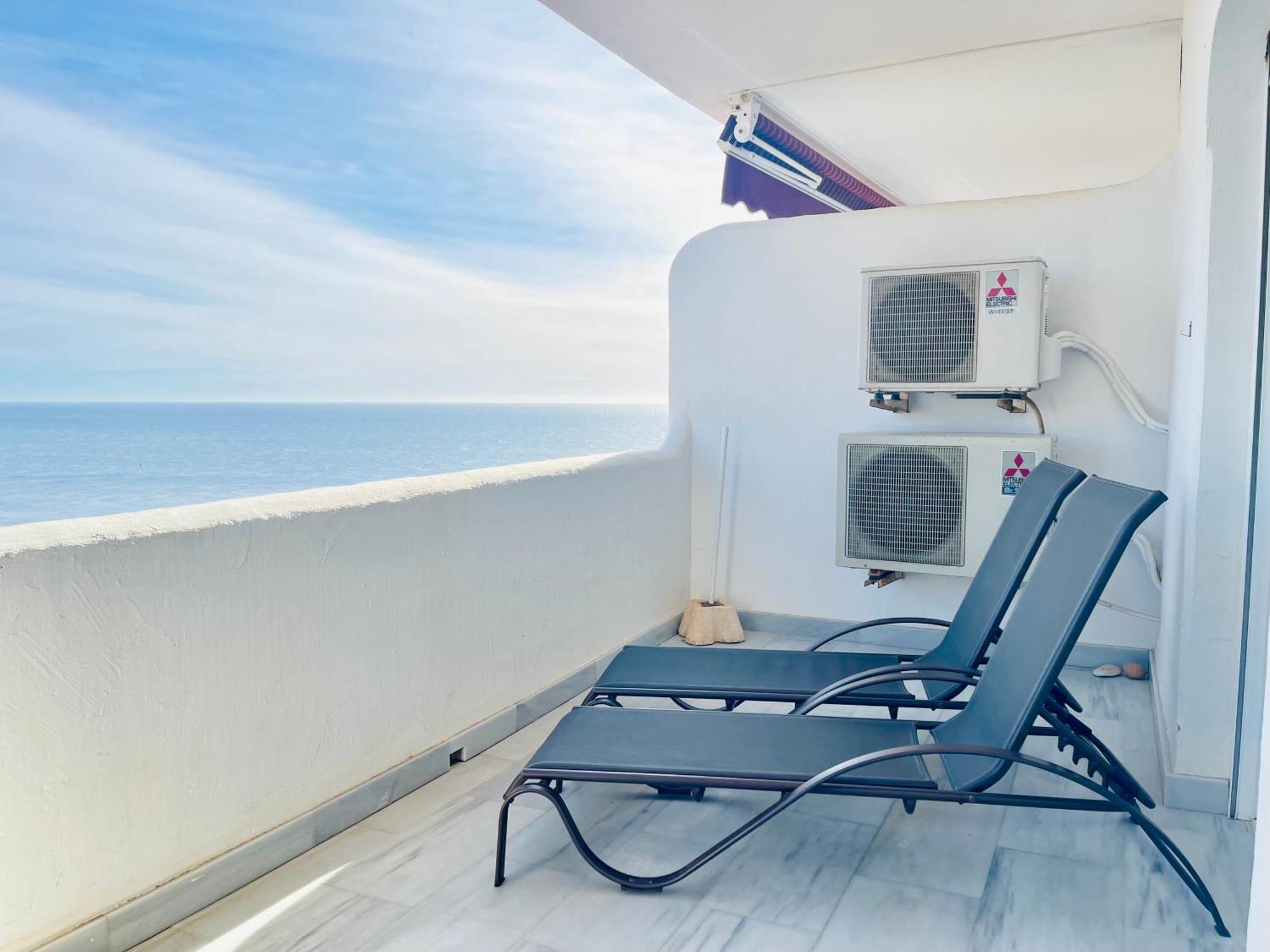 Marina Sunrise, Preciosas Vistas Al Mar Apartman La Herradura  Kültér fotó